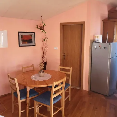 Marusic Apartamento Okrug Gornji
